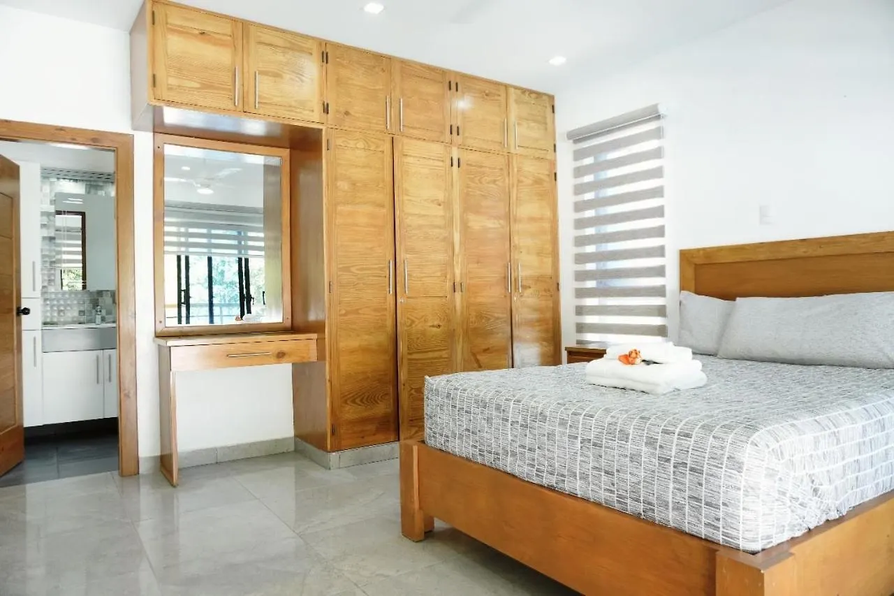 Villa Plasencia Manabao